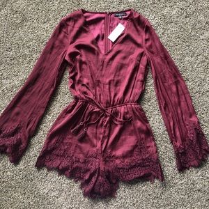 Kendall & Kylie burgundy romper